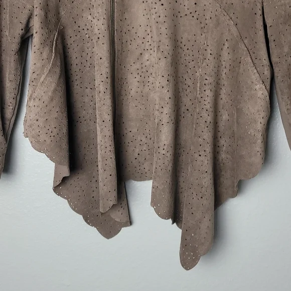BCBGMaxAzria Faux Suede Jacket Moto Style Perforated Hi Lo Scalloped Front Hem - Picture 4 of 13
